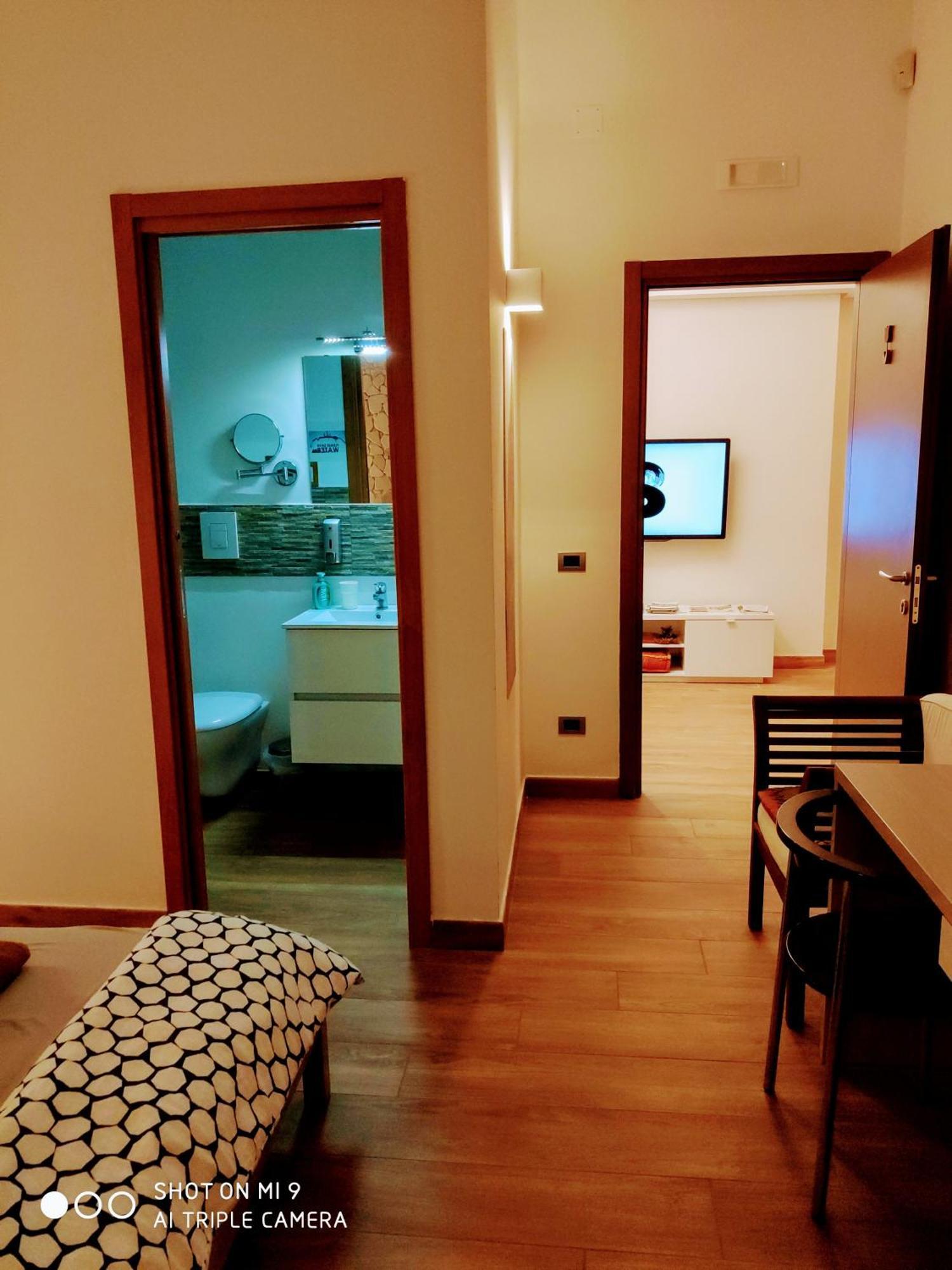 Tulipano Rosso Apartman Bari Kültér fotó